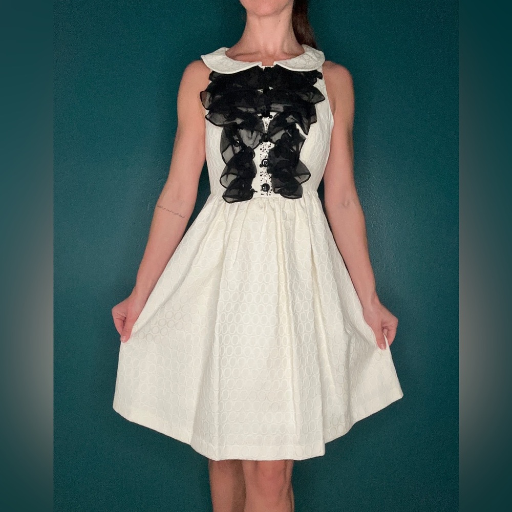 White & Black Kensie Dress